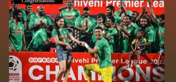 कप्तान किरणले मैदानमै गरे प्रेमिकासँग विवाह प्रस्ताव